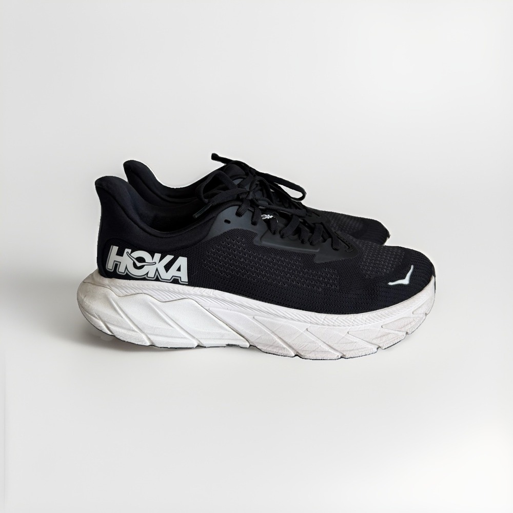 Hoka Arahi 7 Women's Size 9.5 B Running Shoes Black White Athletic Sneakers